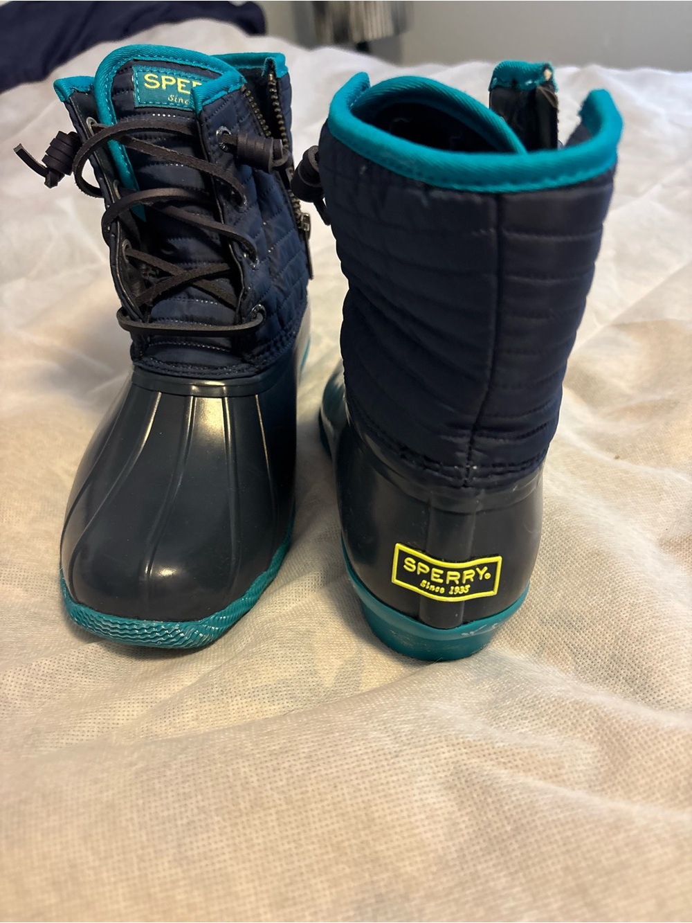 Sperry Women’s Navy and Teal Quilted Waterproof Rain & Snow Boots